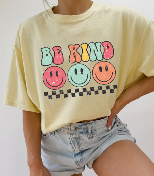 Be Kind Smiley Graphic T-Shirt